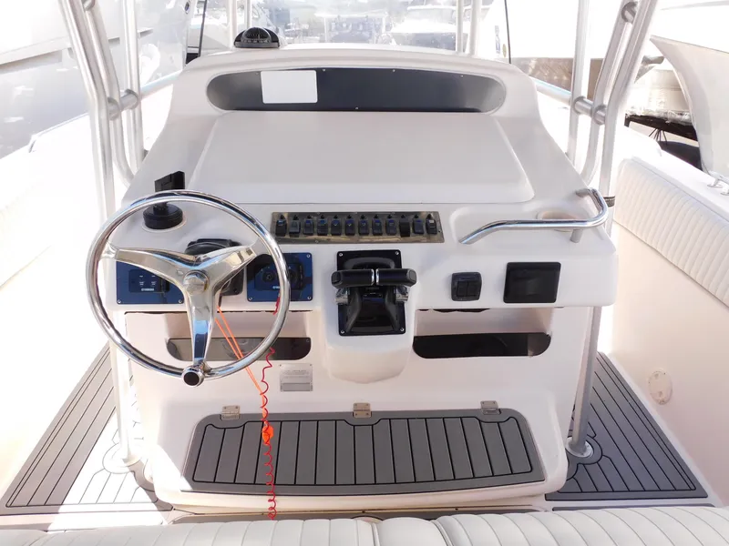 Slide: The Image of Grady-White Bimini 306 2002 - 37