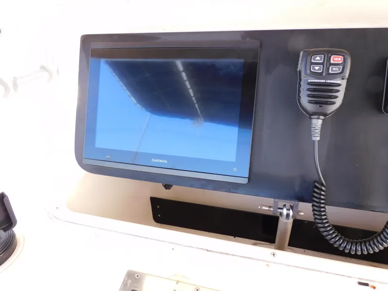 Slide: The Image of Grady-White Bimini 306 2002 - 39