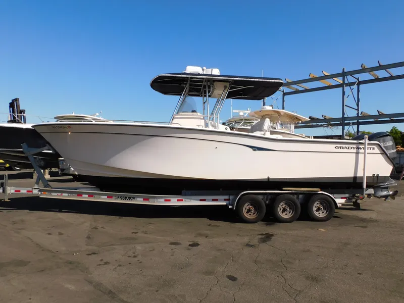 Slide: The Image of Grady-White Bimini 306 2002 - 4