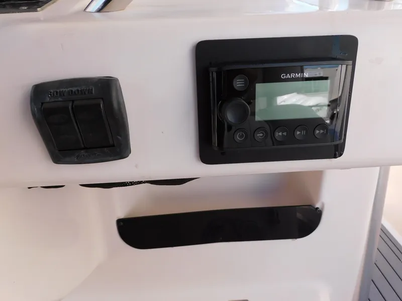 Slide: The Image of Grady-White Bimini 306 2002 - 46