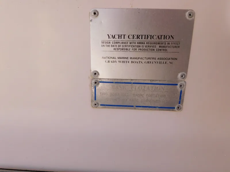 Slide: The Image of Grady-White Bimini 306 2002 - 66