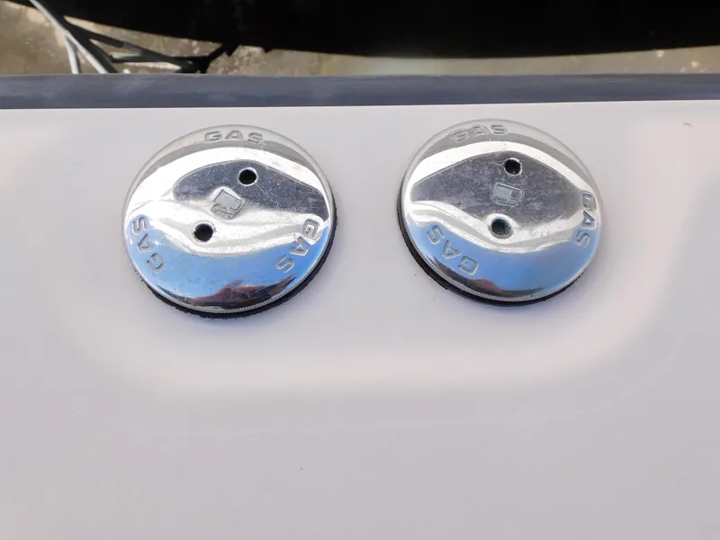 Slide: The Image of Grady-White Bimini 306 2002 - 72