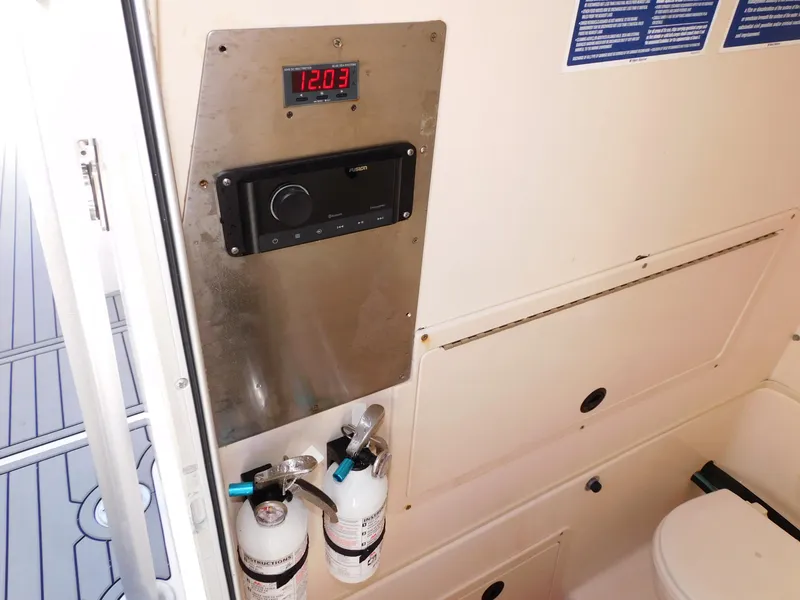 Slide: The Image of Grady-White Bimini 306 2002 - 82