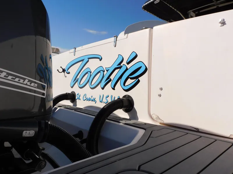 Slide: The Image of Grady-White Bimini 306 2002 - 93