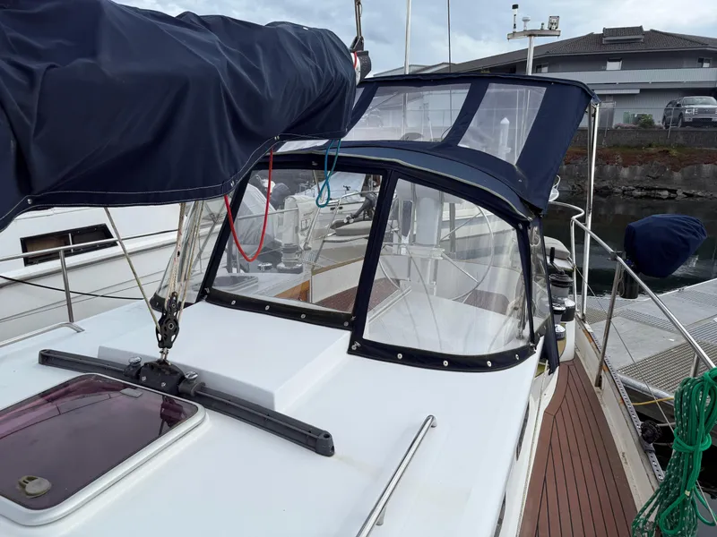 Slide: The Image of Custom Cutter / Sloop 1984 - 11