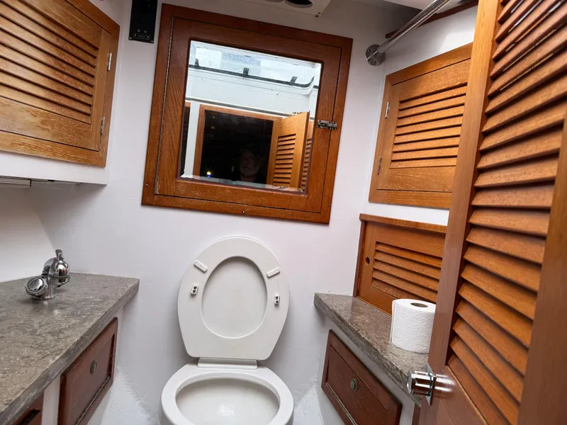 Slide: The Image of Custom Cutter / Sloop 1984 - 22