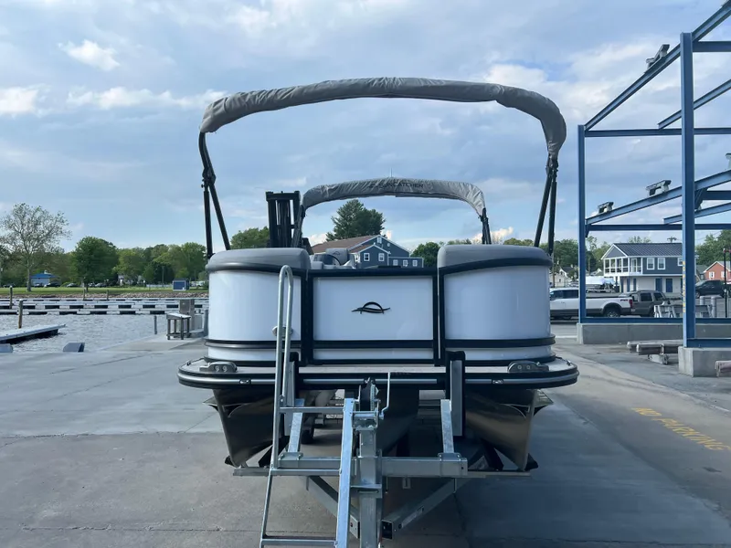 Slide: The Image of SunCatcher Fusion Series 324SS 2025 - 23