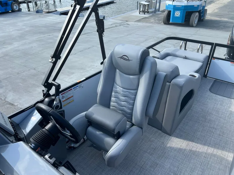 Slide: The Image of SunCatcher Fusion Series 324SS 2025 - 6