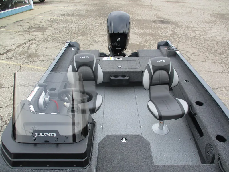 Slide: The Image of Lund ADVENTURE 1675 SS 2025 - 10