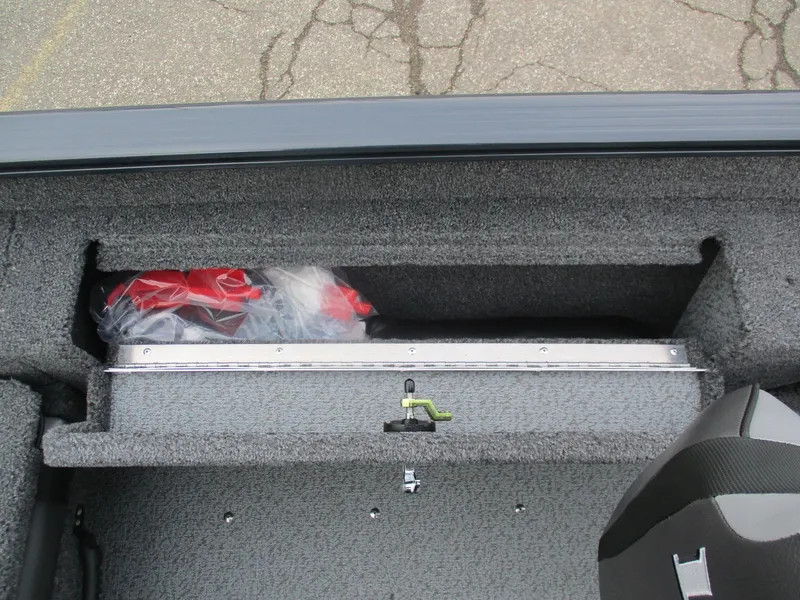 Slide: The Image of Lund ADVENTURE 1675 SS 2025 - 14