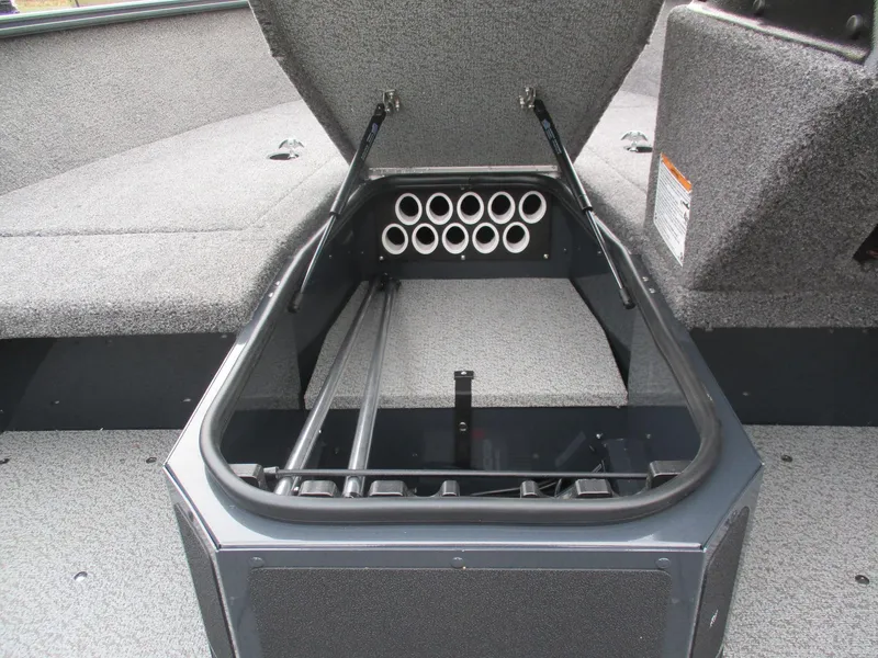 Slide: The Image of Lund ADVENTURE 1675 SS 2025 - 6