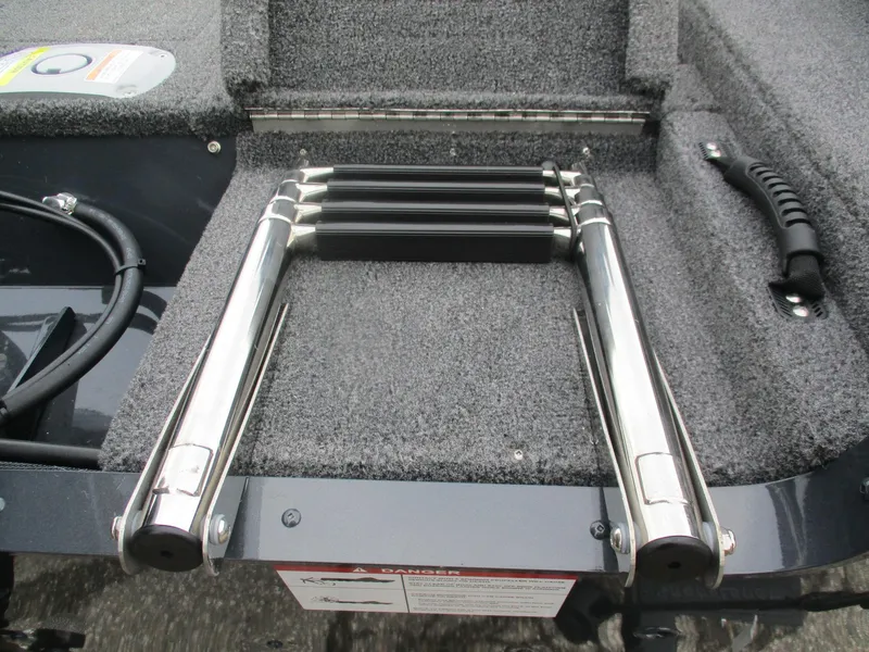 Slide: The Image of Lund ADVENTURE 1675 SS 2025 - 7