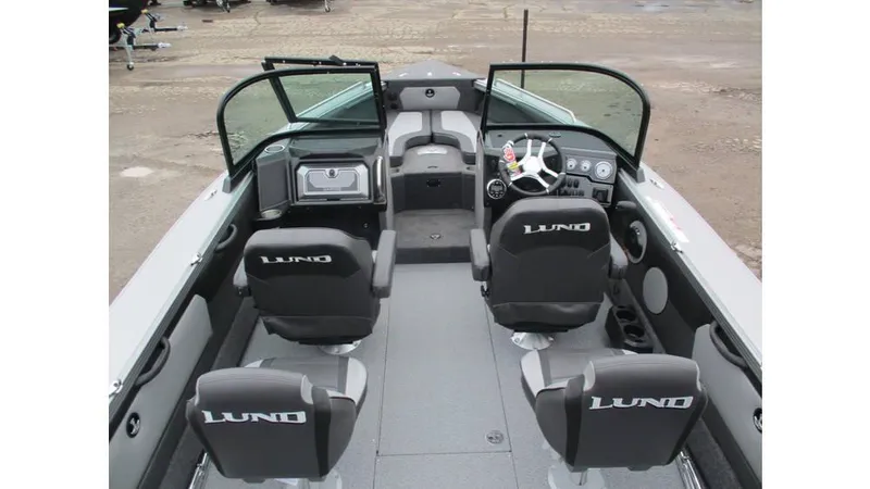 Slide: The Image of Lund Tyee 1975 Sport 2025 - 7