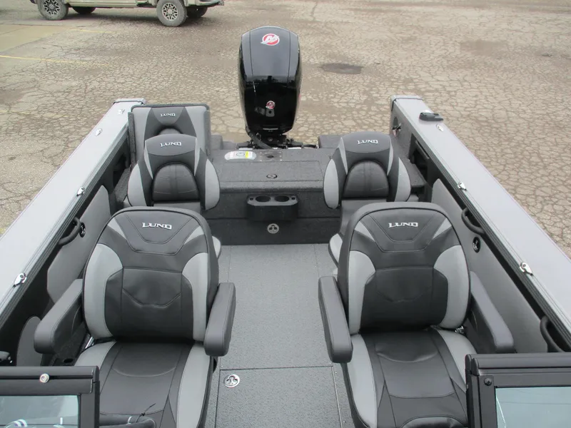 Slide: The Image of Lund Tyee 1975 Sport 2025 - 8