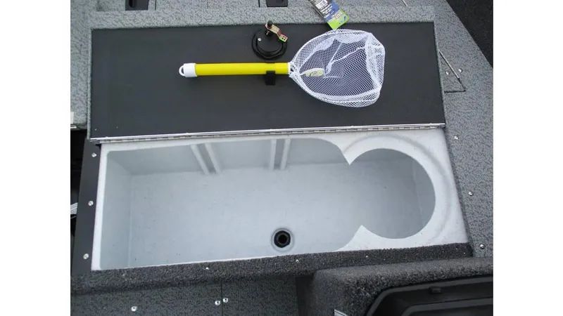 Slide: The Image of Lund Angler 1650 SS 2025 - 4