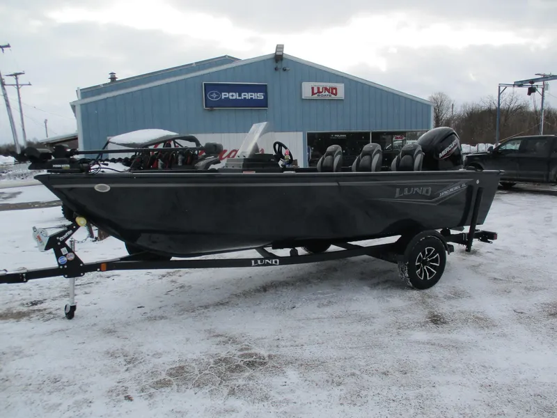 Slide: The Image of Lund Rebel XL 1650 SS 2025 - 4