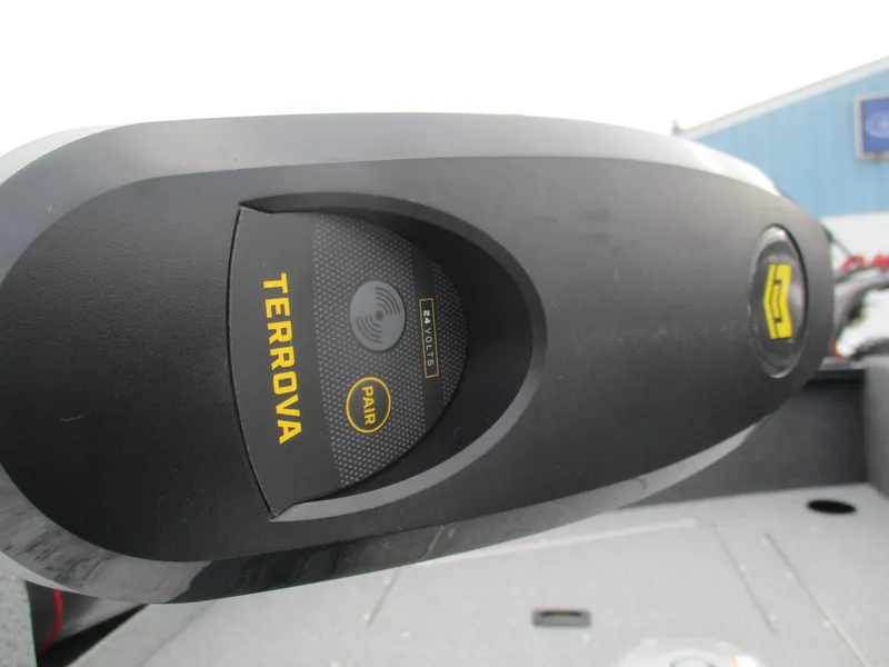 Slide: The Image of Lund Rebel XL 1650 SS 2025 - 5