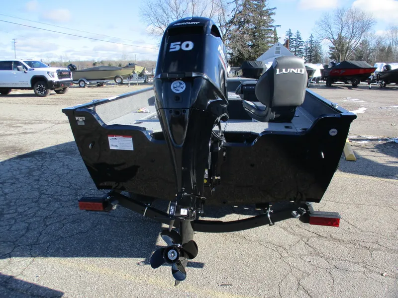 Slide: The Image of Lund Angler 1650 Tiller 2025 - 9