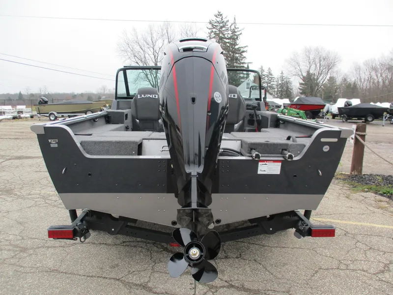 Slide: The Image of Lund 1775 Impact XS Sport 2025 - 10