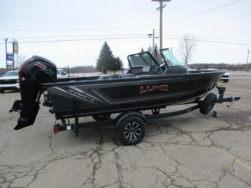 Slide: The Image of Lund Impact XS 1875 Sport 2025 - 11