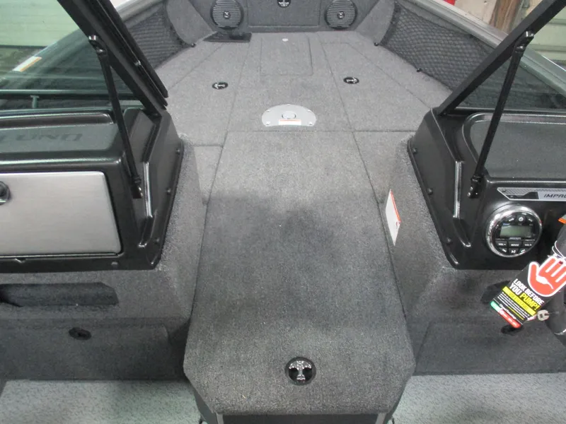 Slide: The Image of Lund Impact XS 1875 Sport 2025 - 14