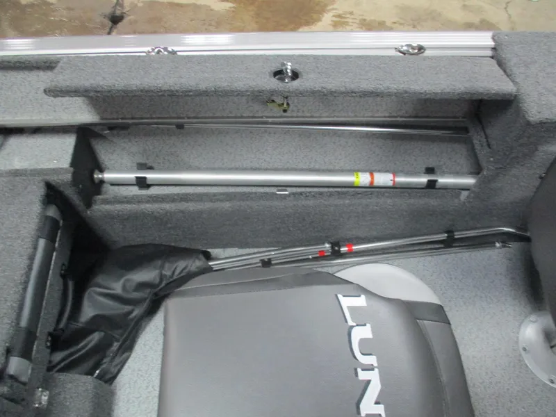 Slide: The Image of Lund Impact XS 1875 Sport 2025 - 19