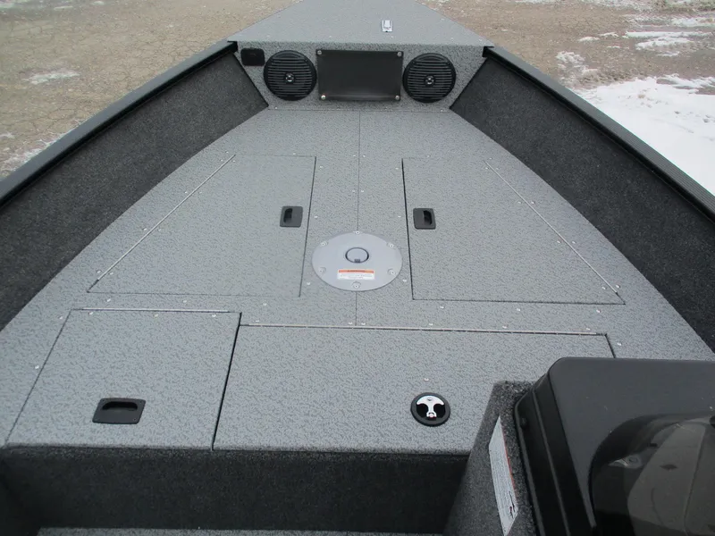 Slide: The Image of Lund 1650 Angler SS 2025 - 11