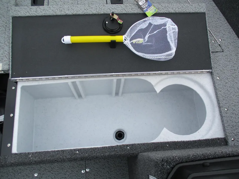 Slide: The Image of Lund 1650 Angler SS 2025 - 5