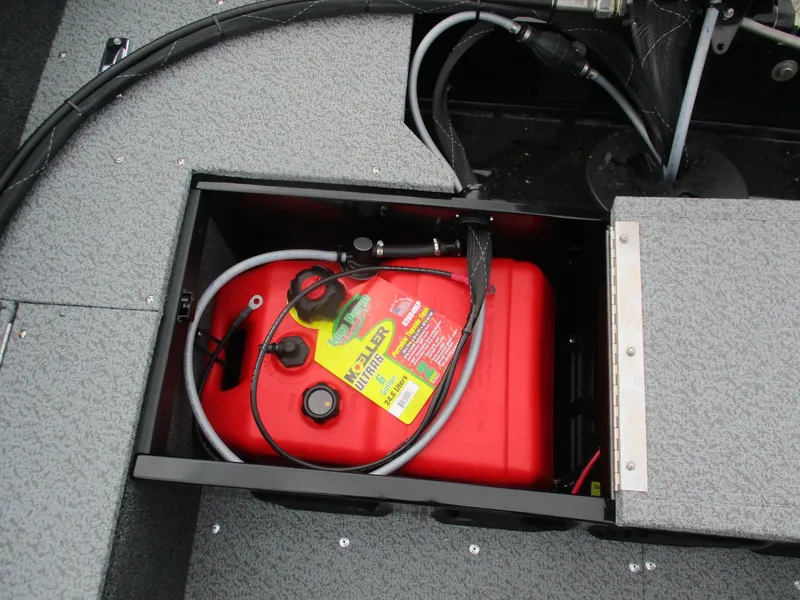 Slide: The Image of Lund 1650 Angler SS 2025 - 8