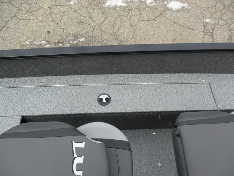 Slide: The Image of Lund 1650 Angler SS 2025 - 9