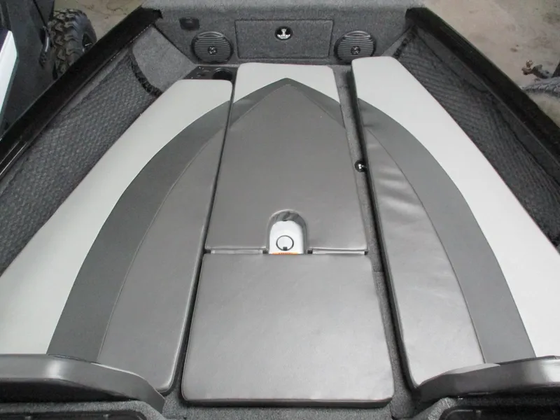 Slide: The Image of Lund Impact XS 1875 Sport 2025 - 11