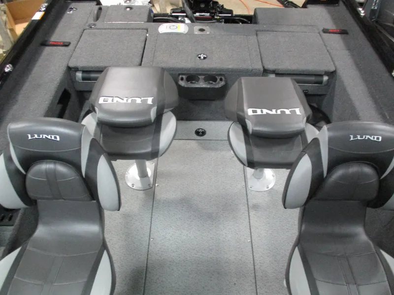 Slide: The Image of Lund Impact XS 1875 Sport 2025 - 13