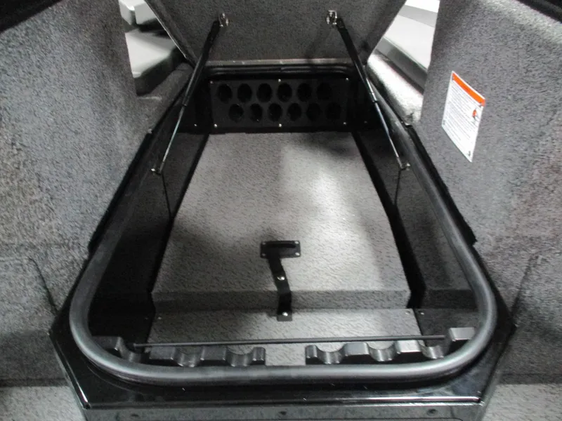 Slide: The Image of Lund Impact XS 1875 Sport 2025 - 14