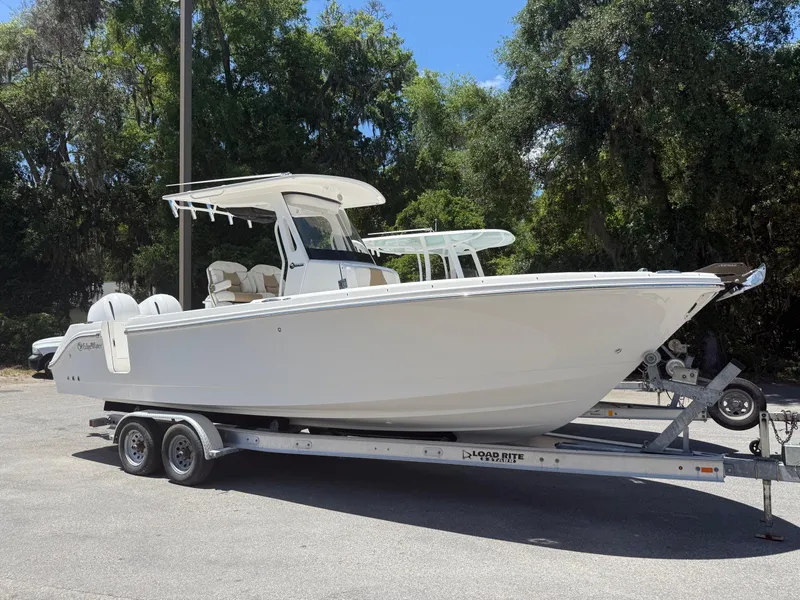 Slide: The Image of Edgewater 262CC 2022 - 1