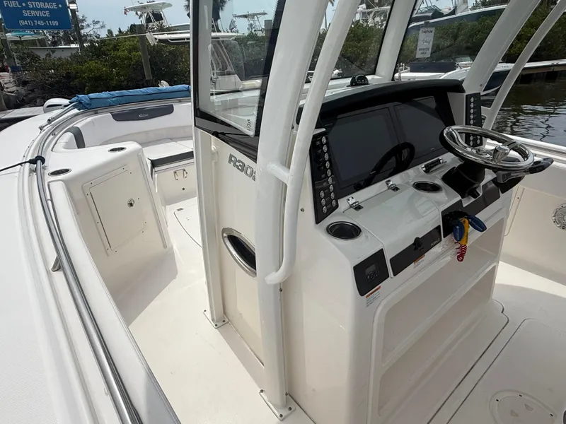 Slide: The Image of Robalo R302 Center Console 2019 - 50