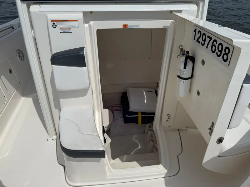 Slide: The Image of Robalo R302 Center Console 2019 - 59