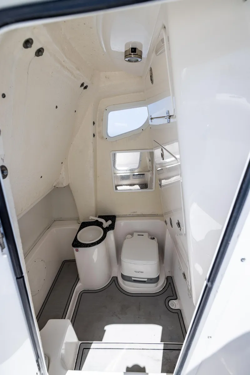 Slide: The Image of Sea Fox 268 Commander 2022 - 55