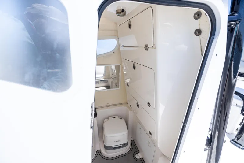 Slide: The Image of Sea Fox 268 Commander 2022 - 56