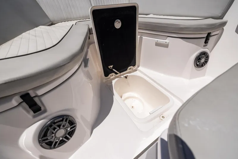 Slide: The Image of Sea Fox 268 Commander 2022 - 76