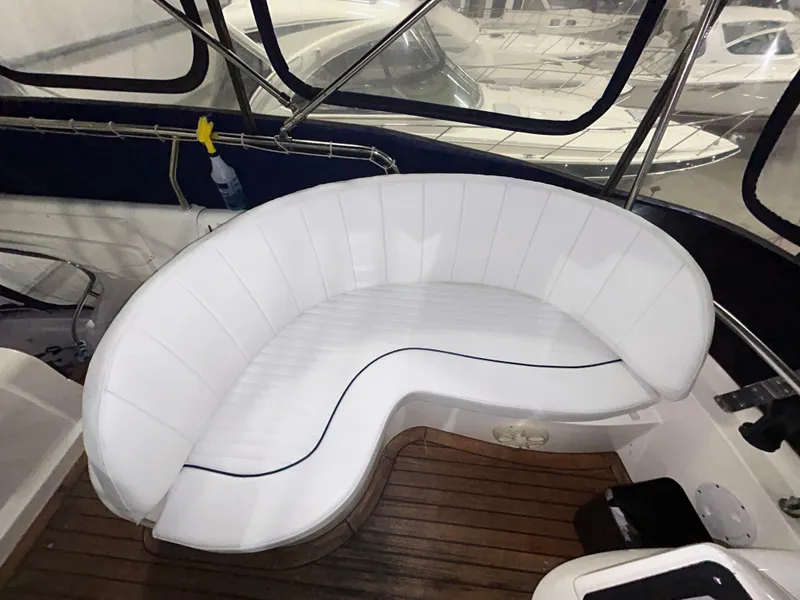 Slide: The Image of Sealine F44 2000 - 52