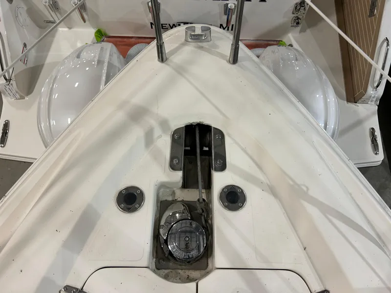 Slide: The Image of Sealine F44 2000 - 56