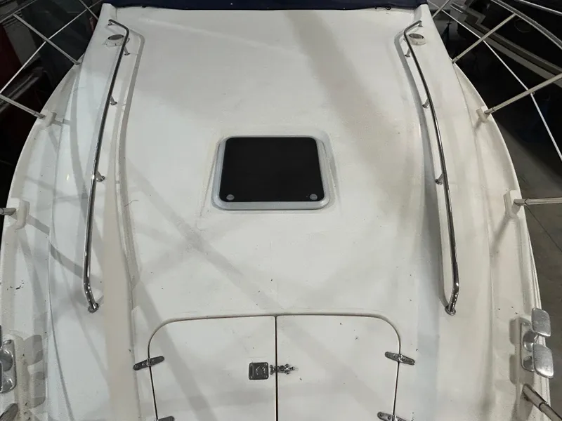 Slide: The Image of Sealine F44 2000 - 58