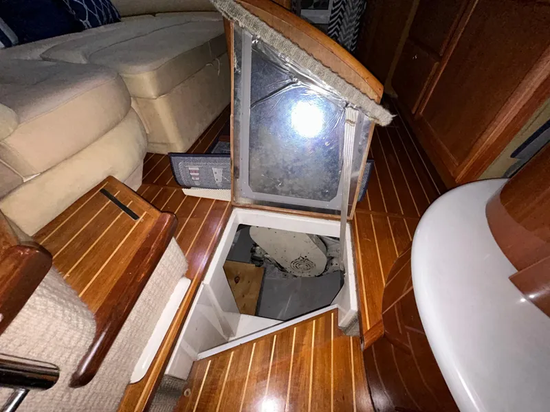 Slide: The Image of Sealine F44 2000 - 59