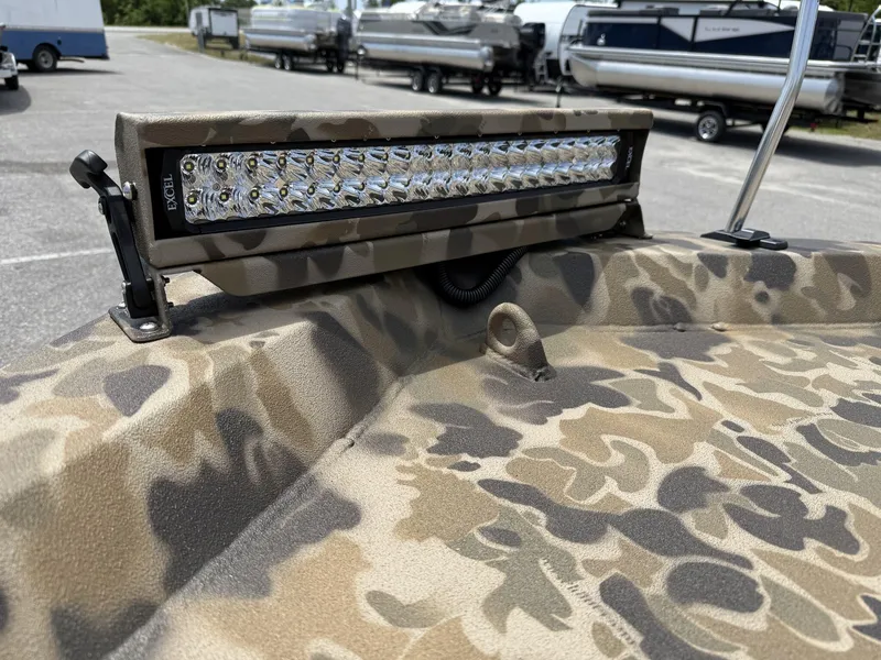 Slide: The Image of Camouflage-patterned Excel Viper F4 1751-YAMHA 60 boat with LED light bar, 2025 model. - 2