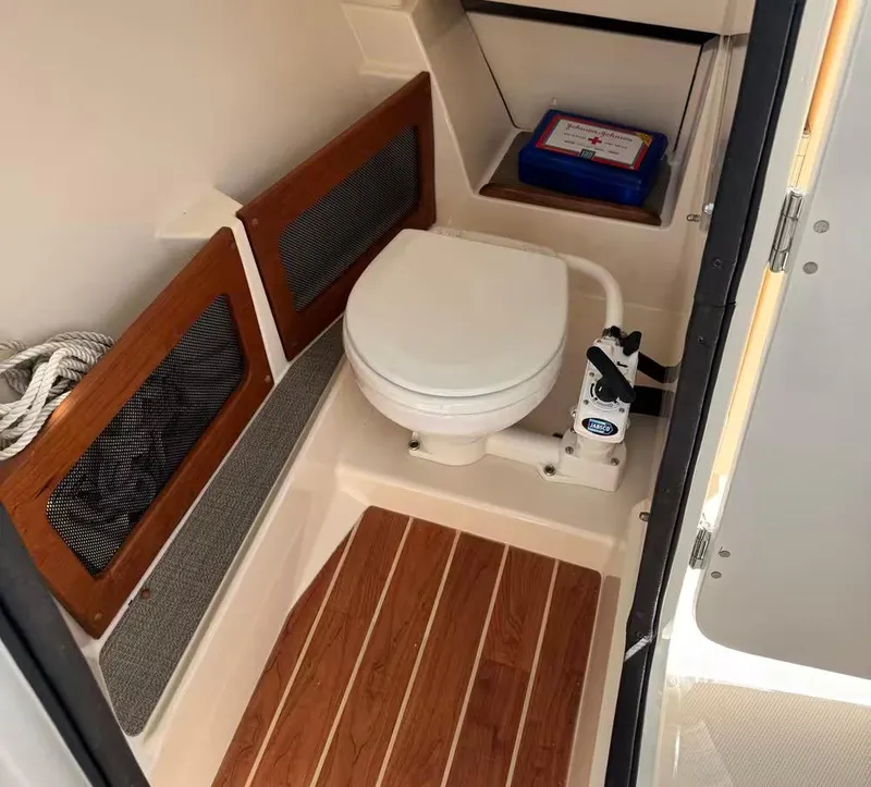 Slide: The Image of Grady-White Freedom 235 2019 - 15