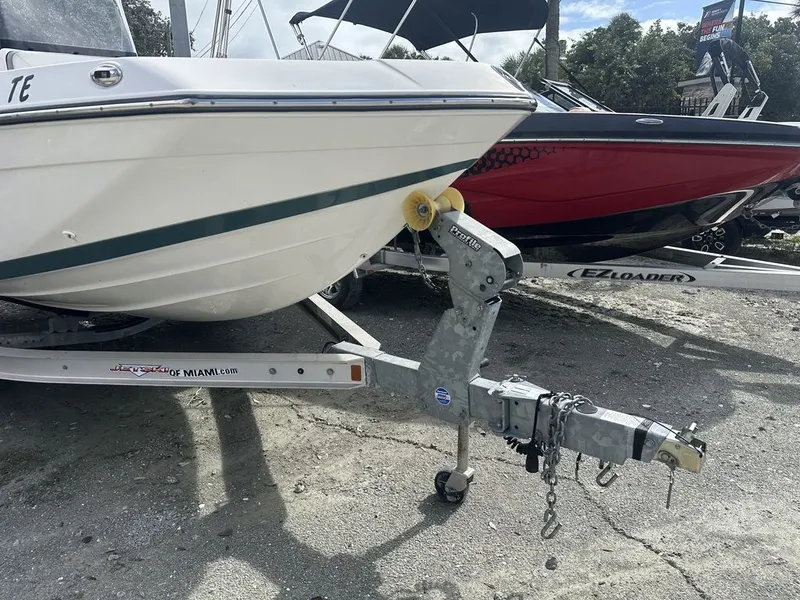 Slide: The Image of Yamaha 195 FSH Deluxe 2022 - 15