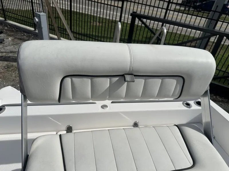 Slide: The Image of Yamaha 195 FSH Deluxe 2022 - 28