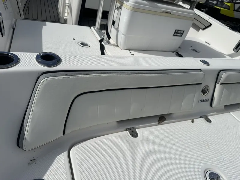 Slide: The Image of Yamaha 195 FSH Deluxe 2022 - 34