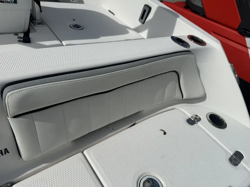 Slide: The Image of Yamaha 195 FSH Deluxe 2022 - 35