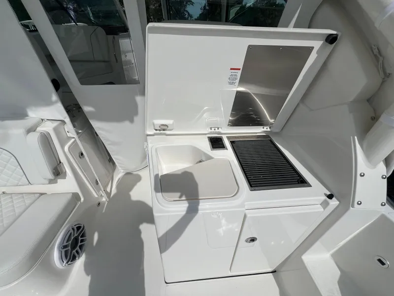 Slide: The Image of 2025 Pursuit 326 Dc - Image 10 - 10